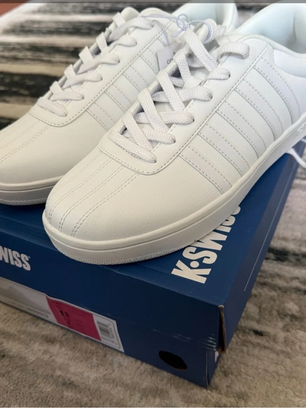 K-Swiss features swiss®