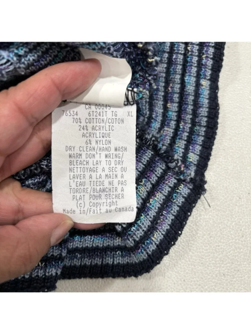 Tundra 3D Knit Blue Sweater Vintage Size Men  XL Made In Canada