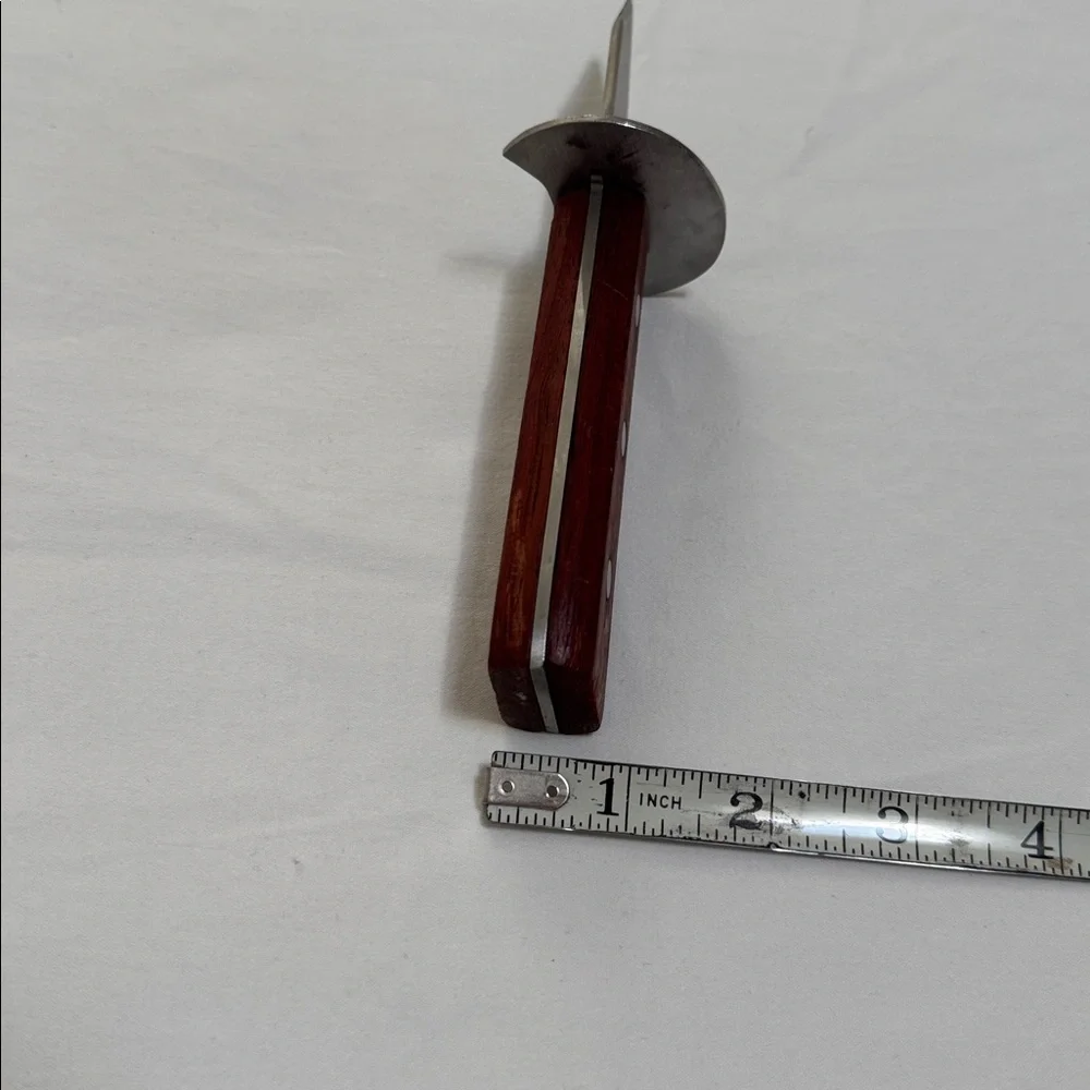 N/A oyster dagger