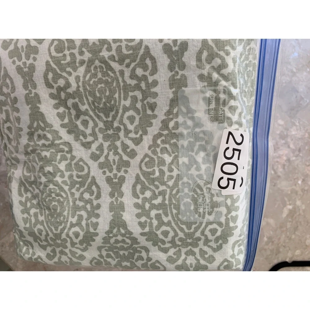 Threshold cotton tablecloth