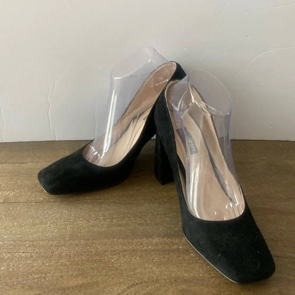 Nine West Black Suede‎ Heels