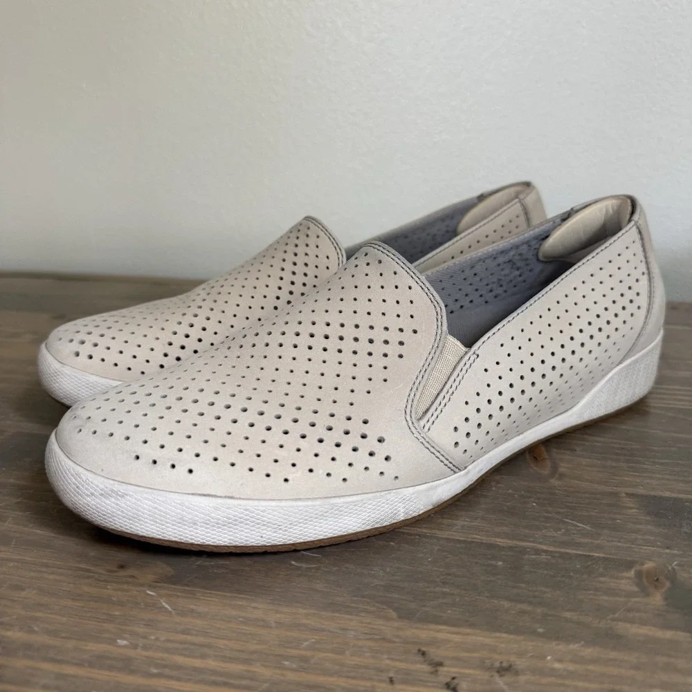 Dansko Womens 41‎ Beige Odina Perforated Leather Slip On Comfort Shoes Flats