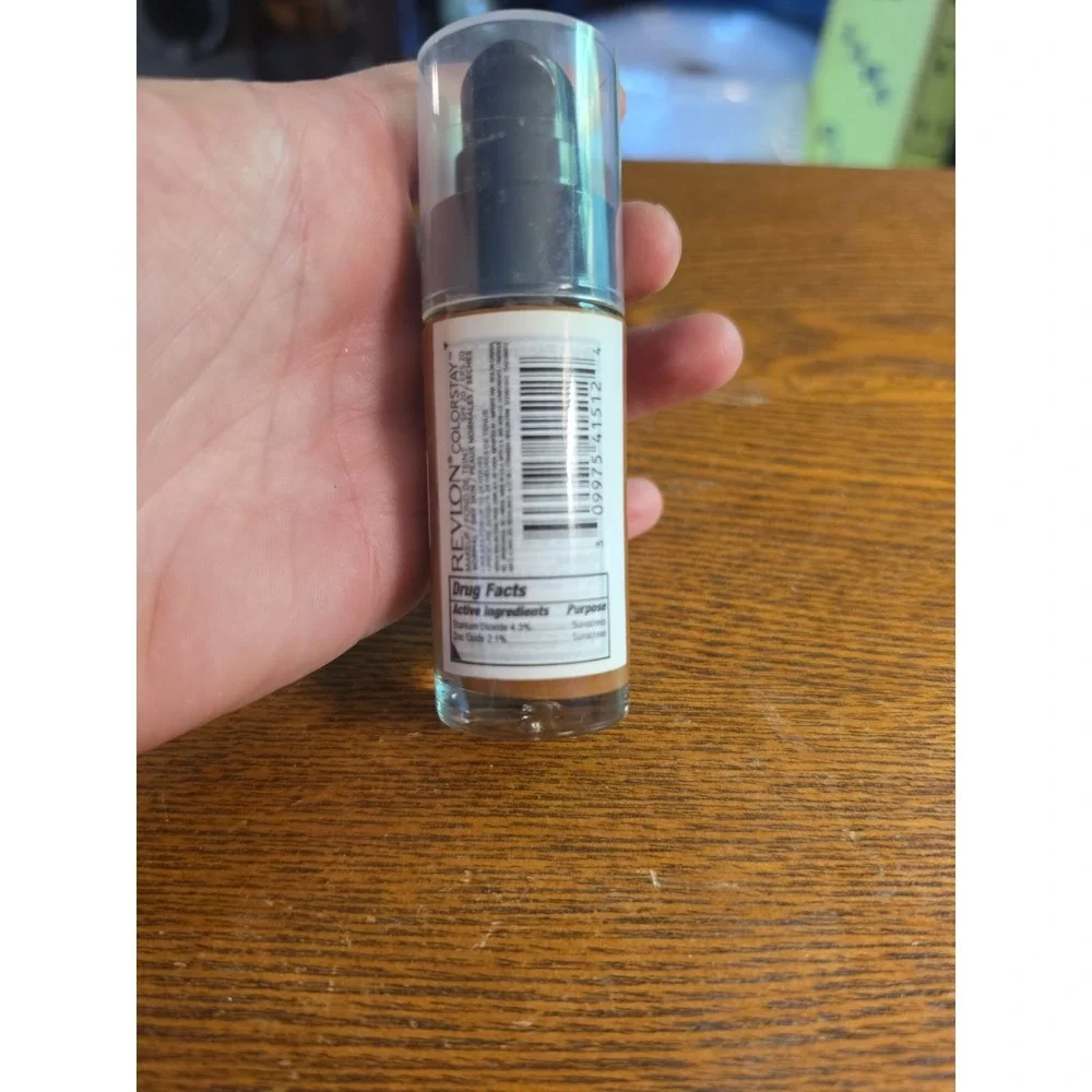Revlon colorstay makeup