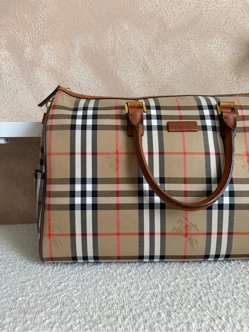 Burberry beautiful lock
