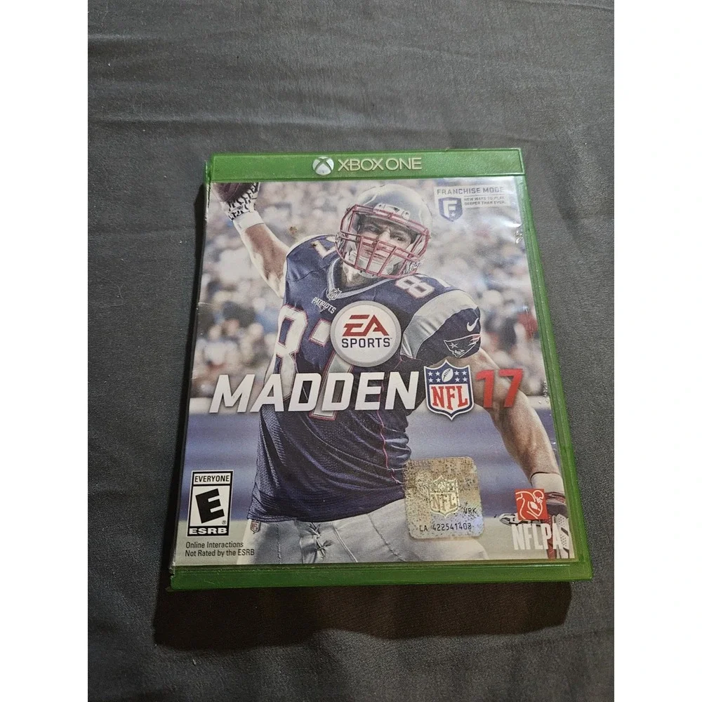 Madden NFL 17 Xbox One EA Sports Football Game Rob Gronkowski Cover 014633733822