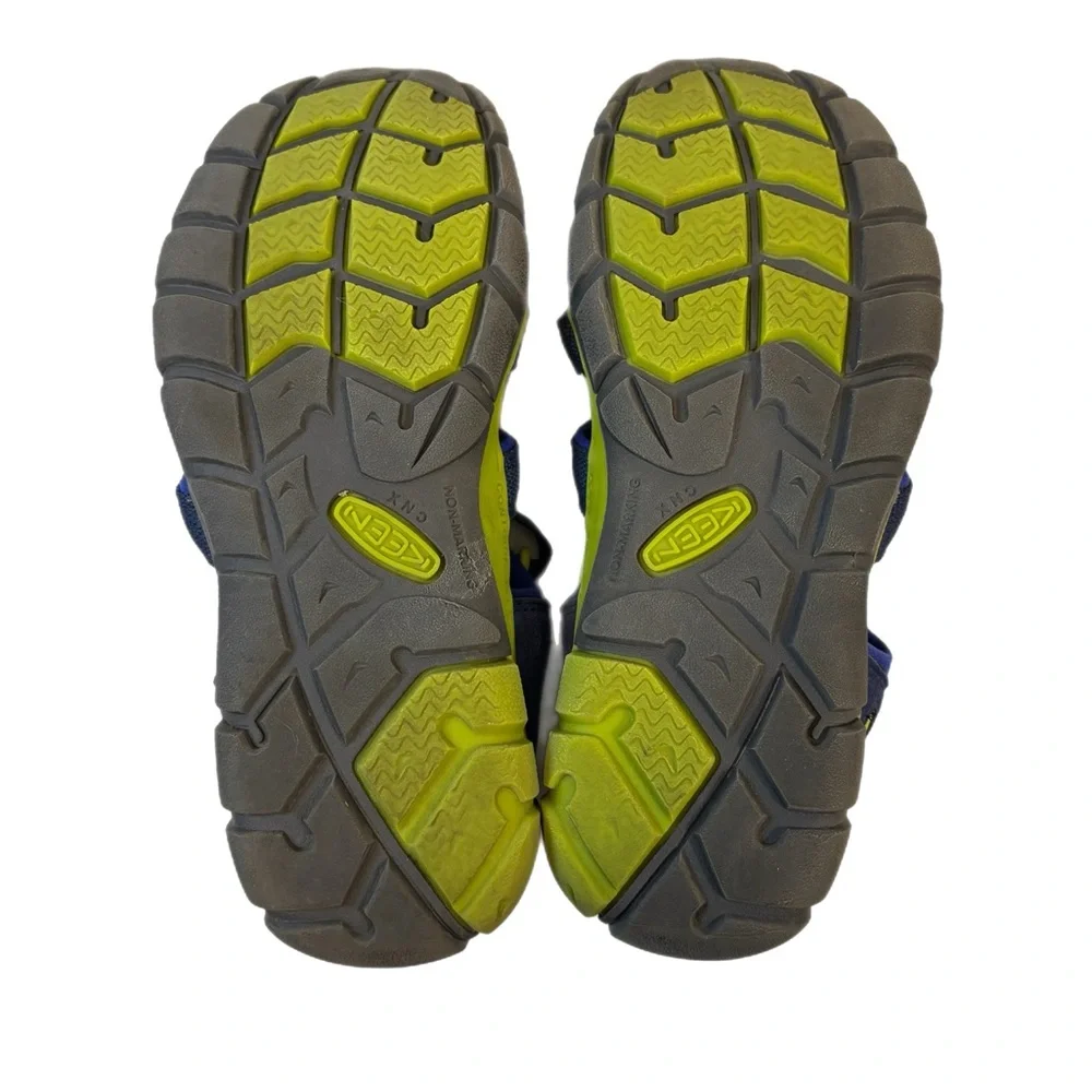 Keen closed toe