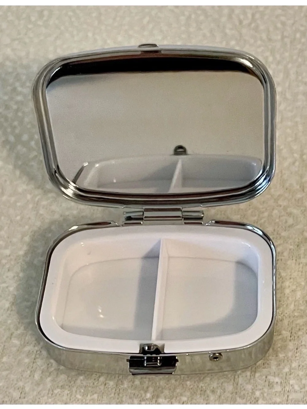 Golden Girls Mini Pill Box Travel Purse 2 Compartments Silver New