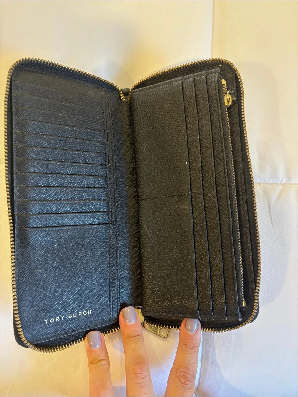 Tory Burch design pull