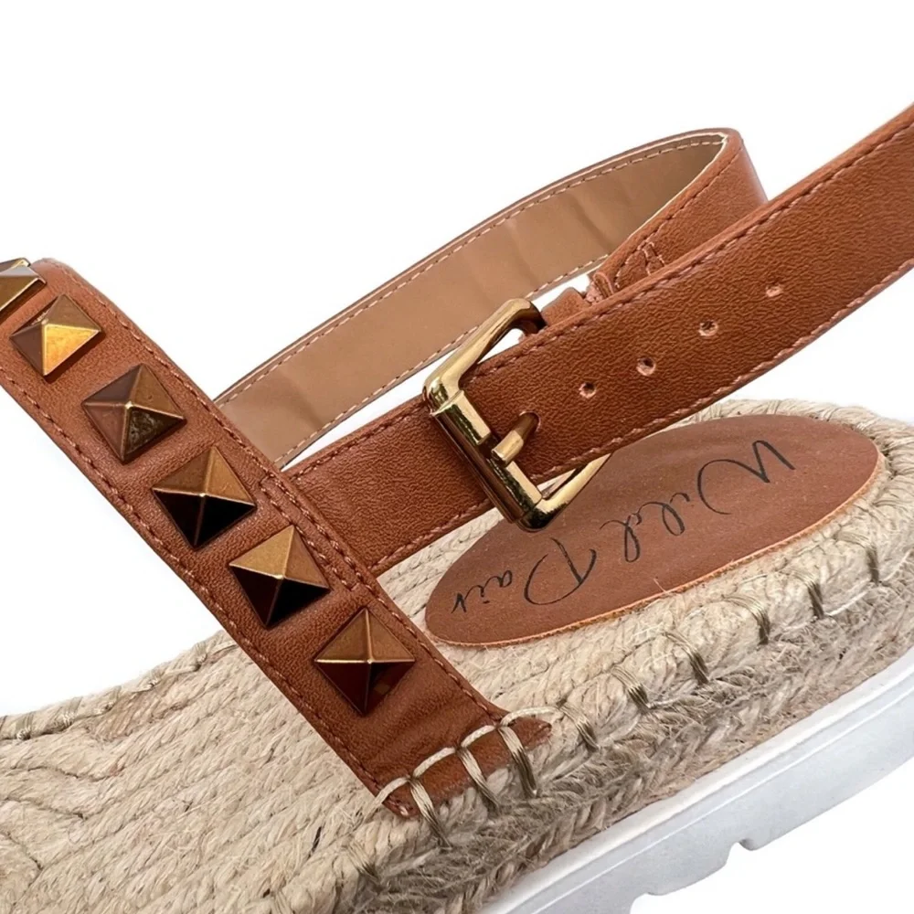 Wild Pair studded dimensional