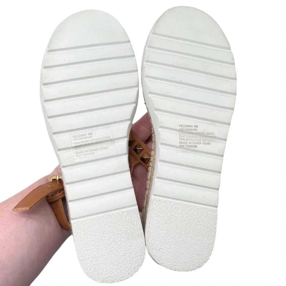 Wild Pair studded dimensional