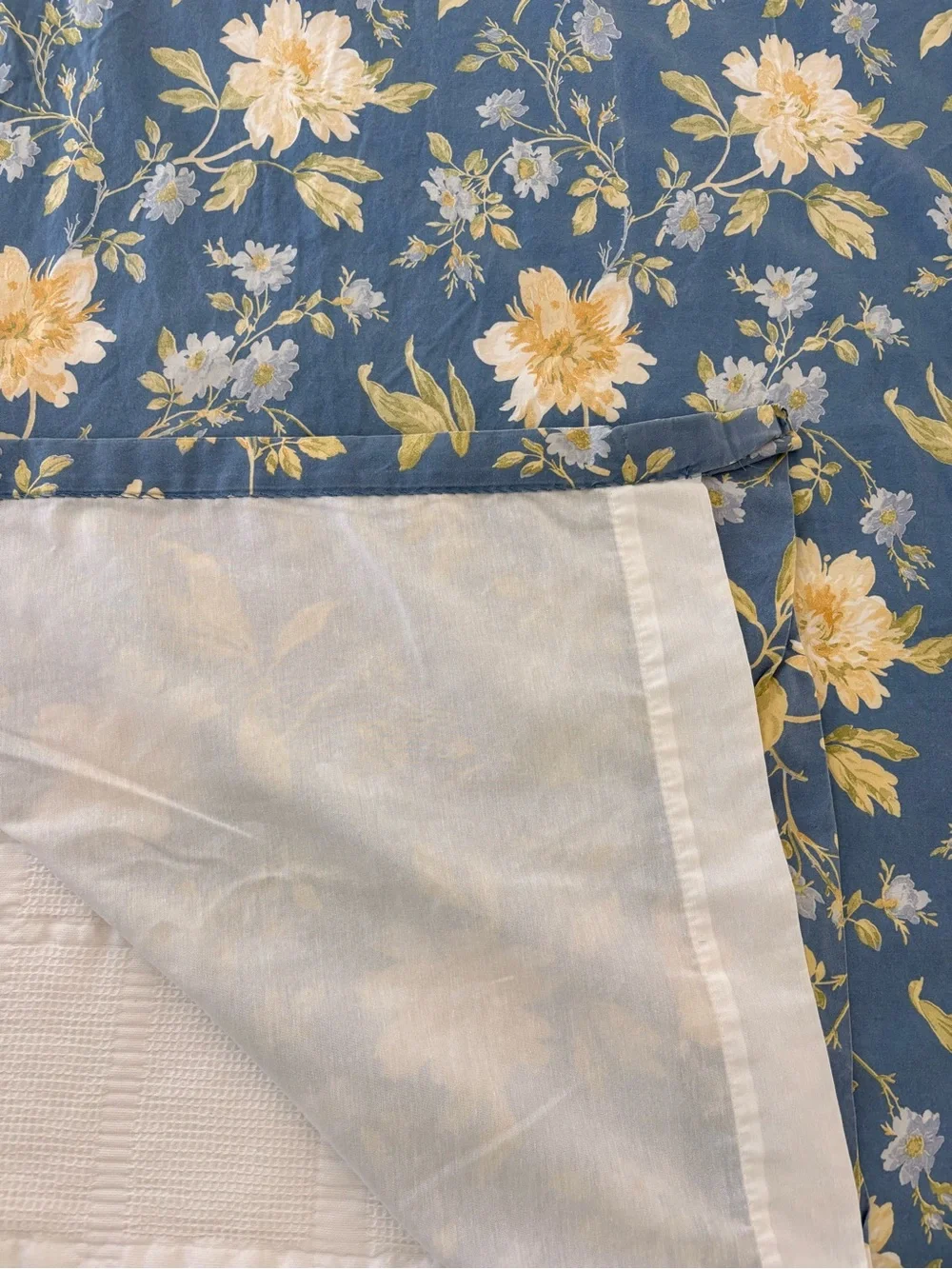 Laura Ashley beautiful set