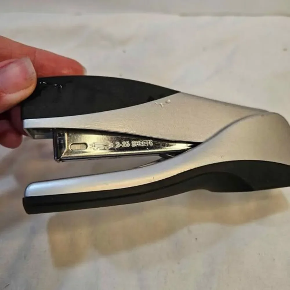 Unbranded reliable swingline