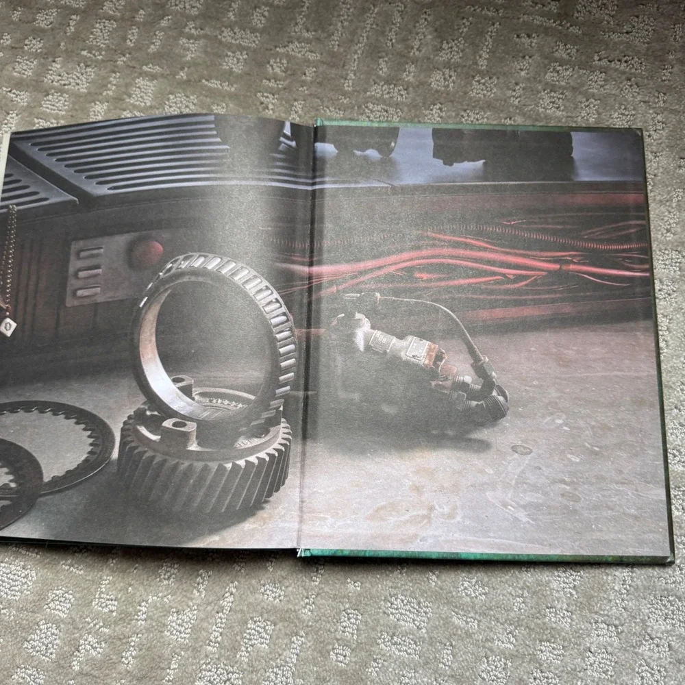 Insight Editions hardcover edition