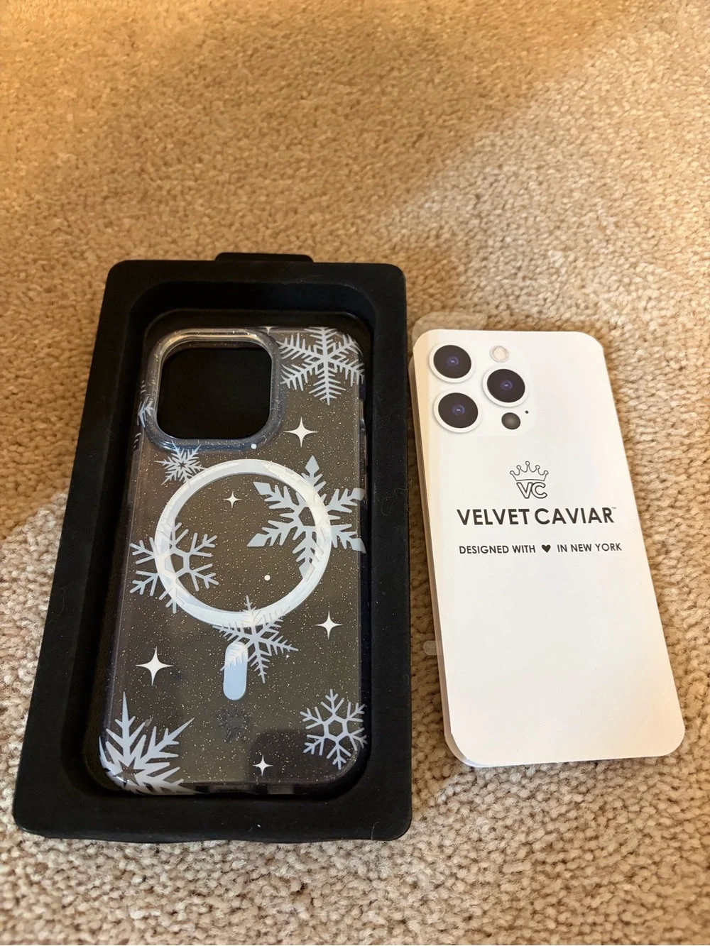 Velvet Caviar iphone 14
