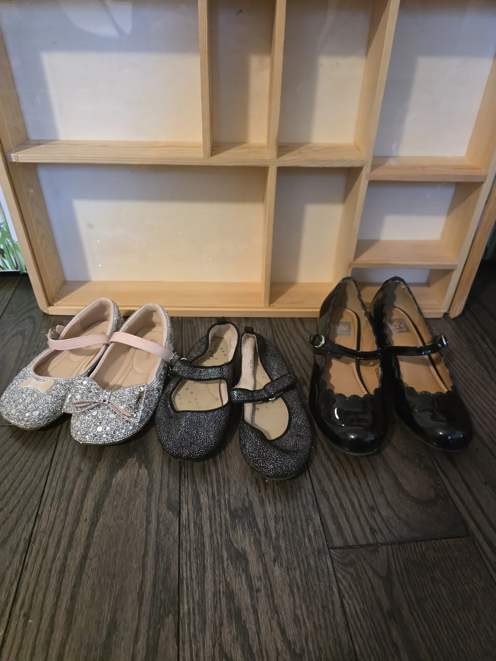 Girls' Black Patent Flats