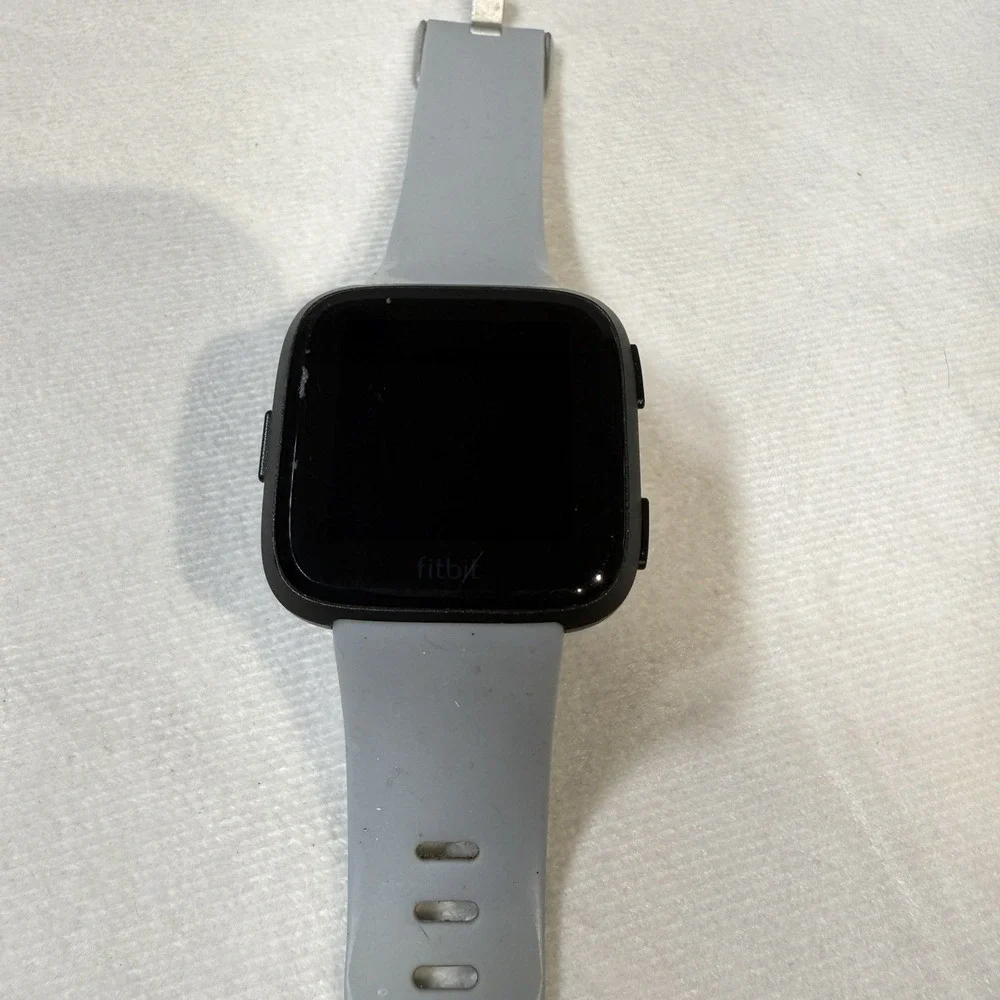 Fitbit Versa Model‎ FB504