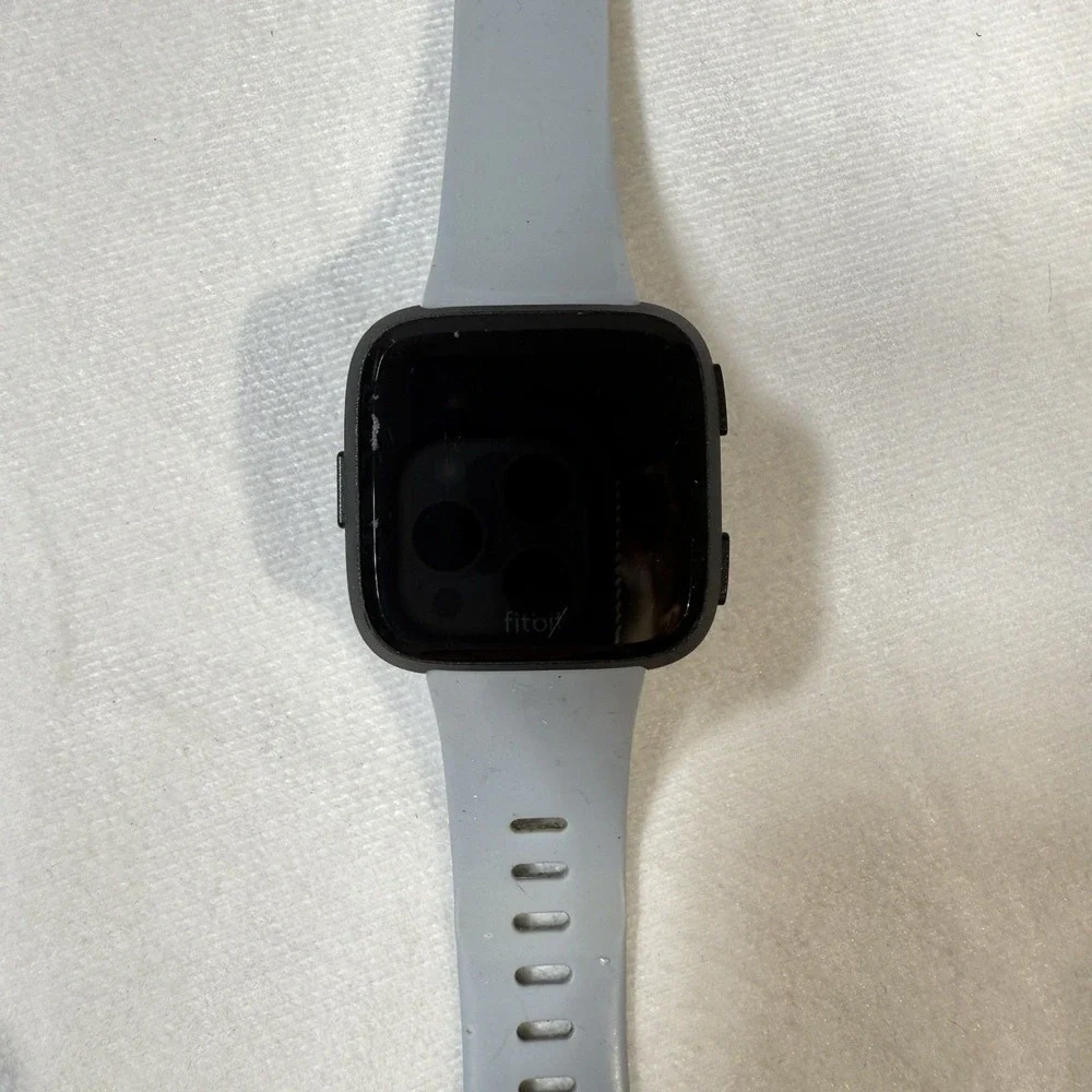 Fitbit Versa Model‎ FB504