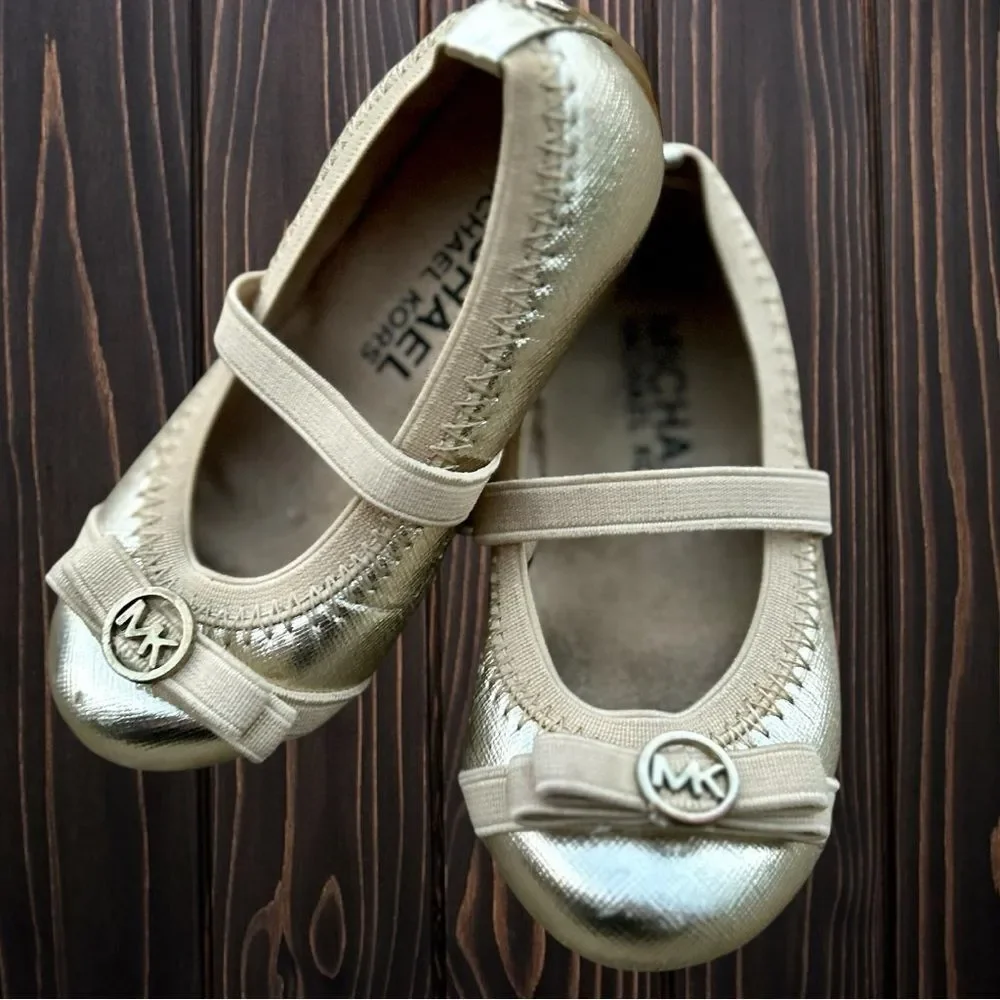 Michael Kors Girls Gold Ballet Flats Size 6