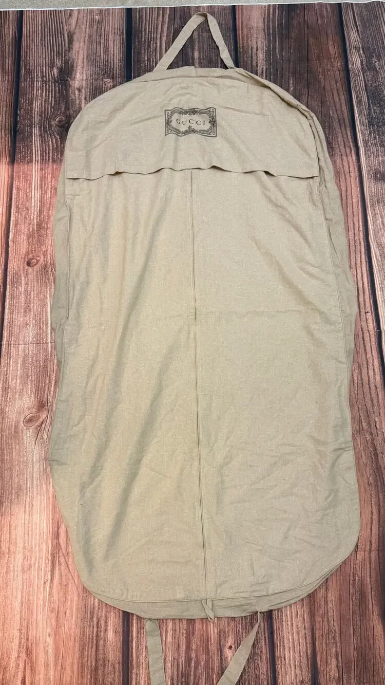 GUCCI Garment Bag Dust Cover Travel Suit & Dress Carrier Beige