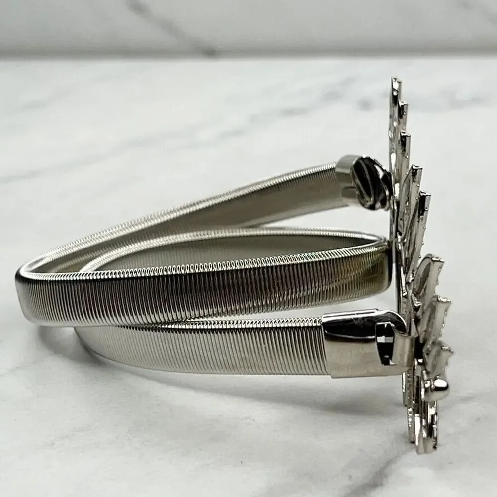 Unbranded silver tone