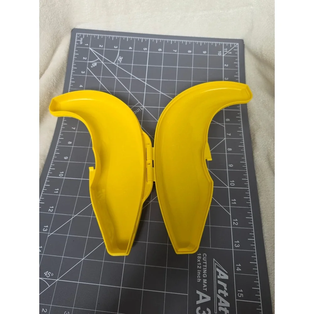 Tupperware banana keeper