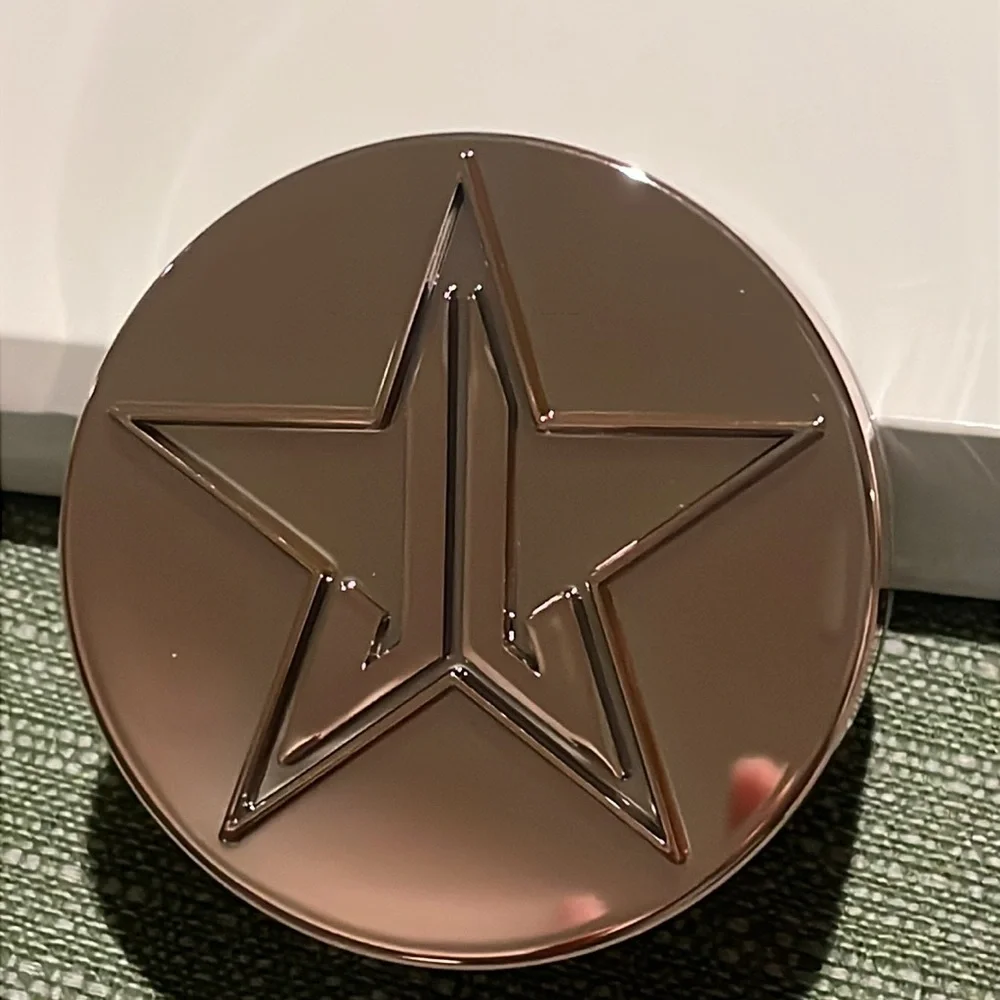 Jeffree Star new box