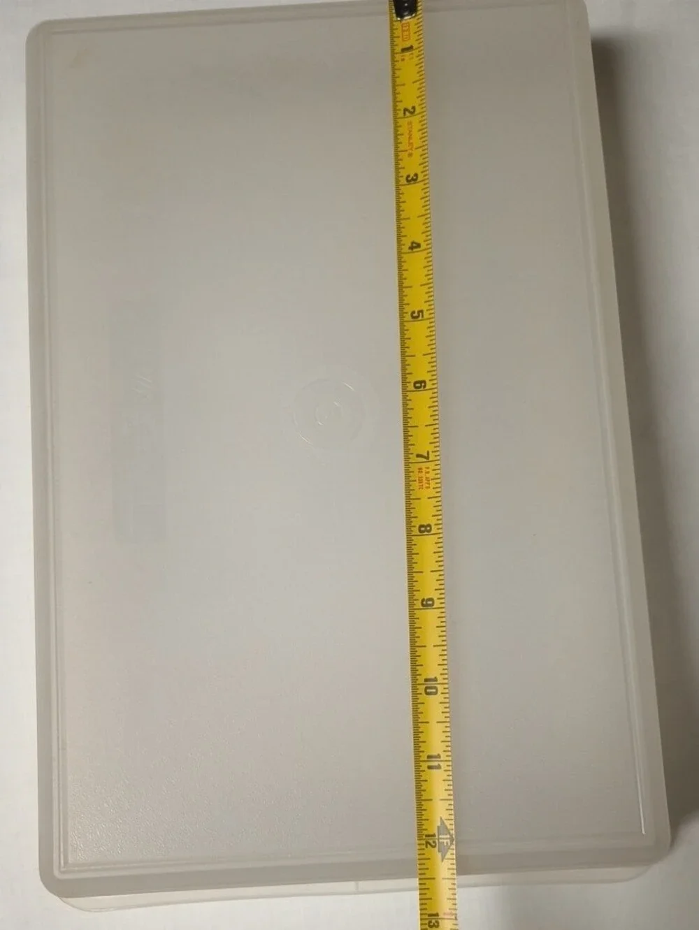 Tupperware read lid
