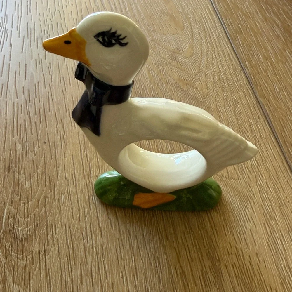 N/A vintage ceramic
