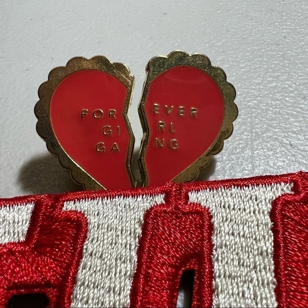 ban.do lot enamel