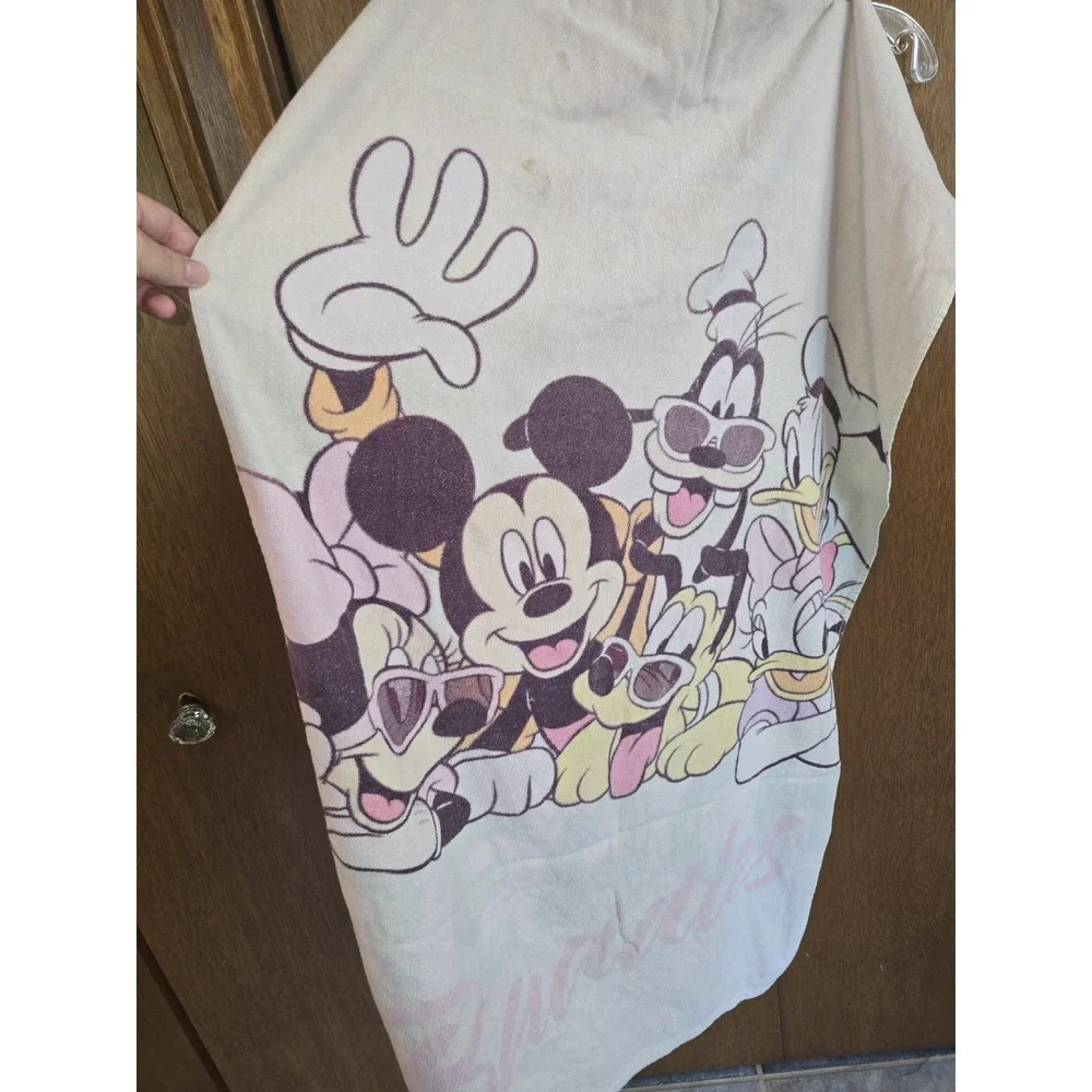 NWT Disney Store Mickey‎ Mouse and Friends Beach Towel Pool
