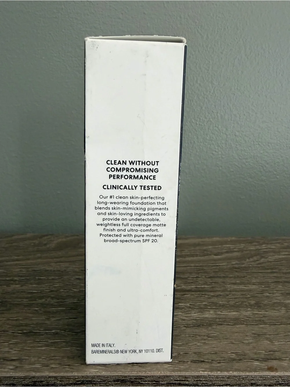 bareMinerals BarePro Matte Liquid Foundation - Medium Deep Warm 40