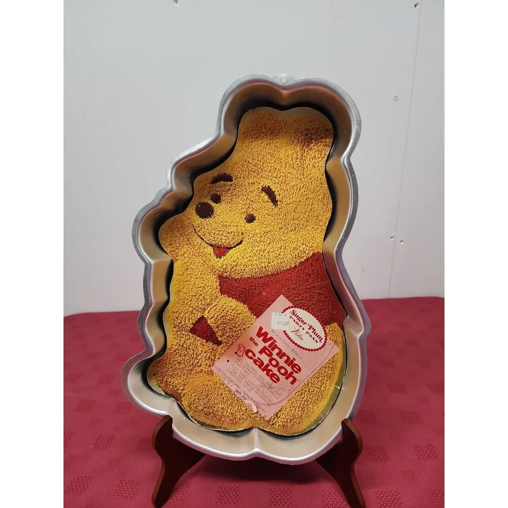 Vintage 1976 Wilton Winnie The Pooh Cake Pan/Mold Original Paper Insert 2105-379