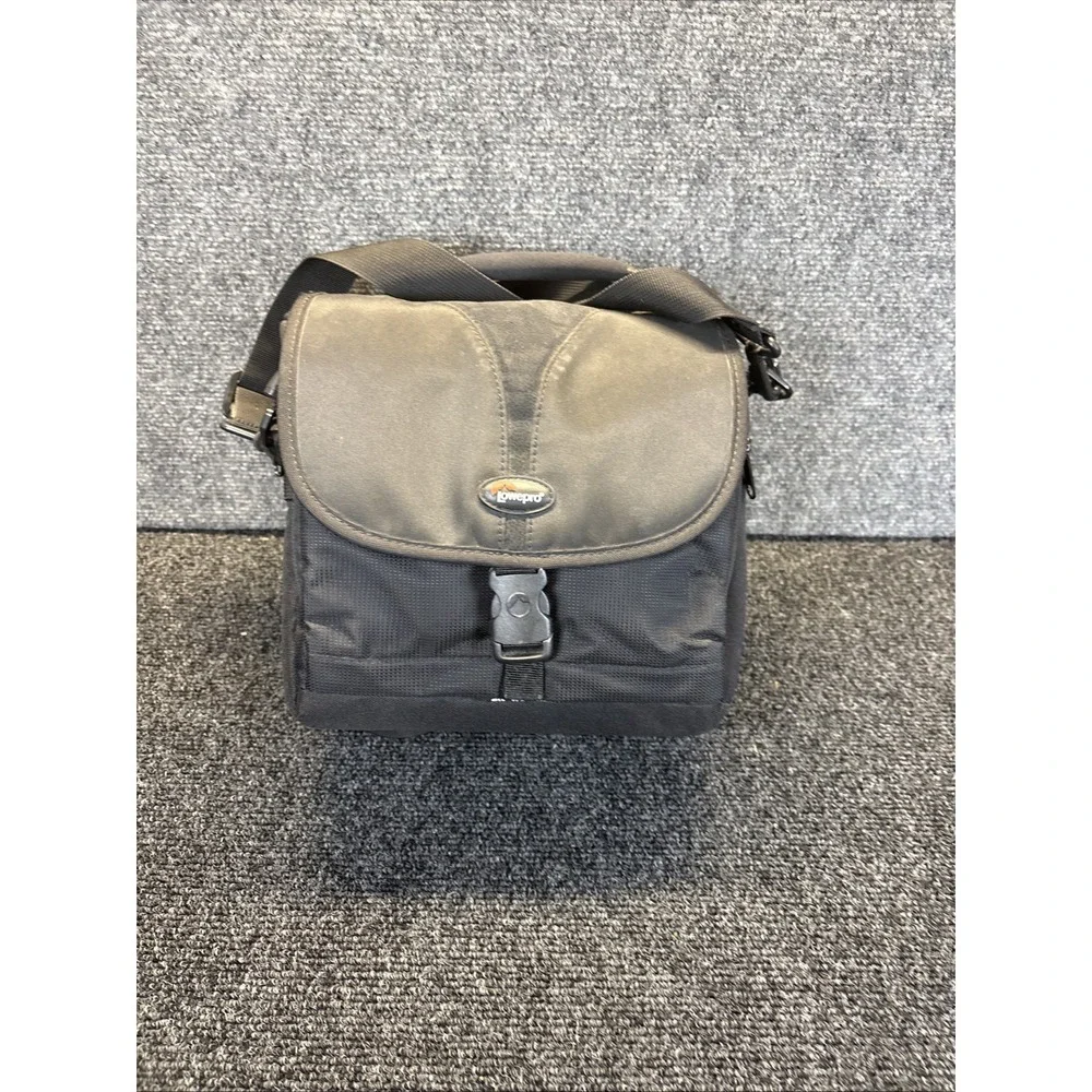 Lowepro‎ Rezo 170 AW Camera SLR Shoulder Bag~All-Weather AW Cover~Black