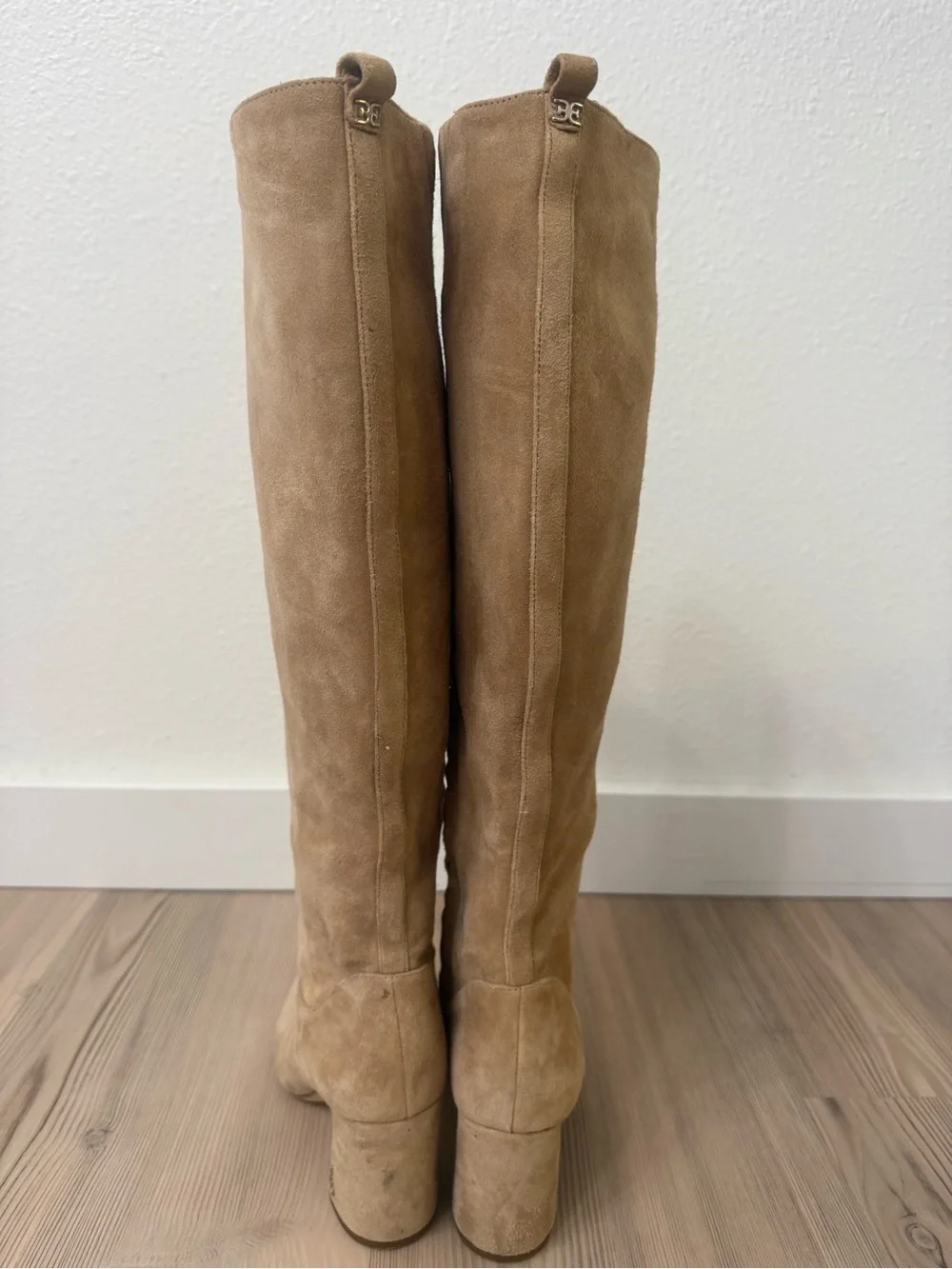 Sam Edelman tall over