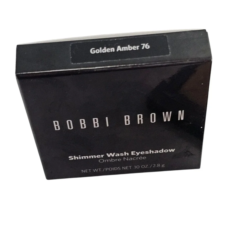 Bobbi Brown 10 look versatile