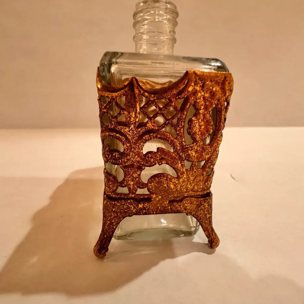 Unbranded vintage ornate
