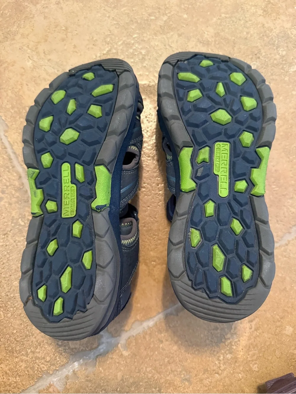 Merrell kids hydro