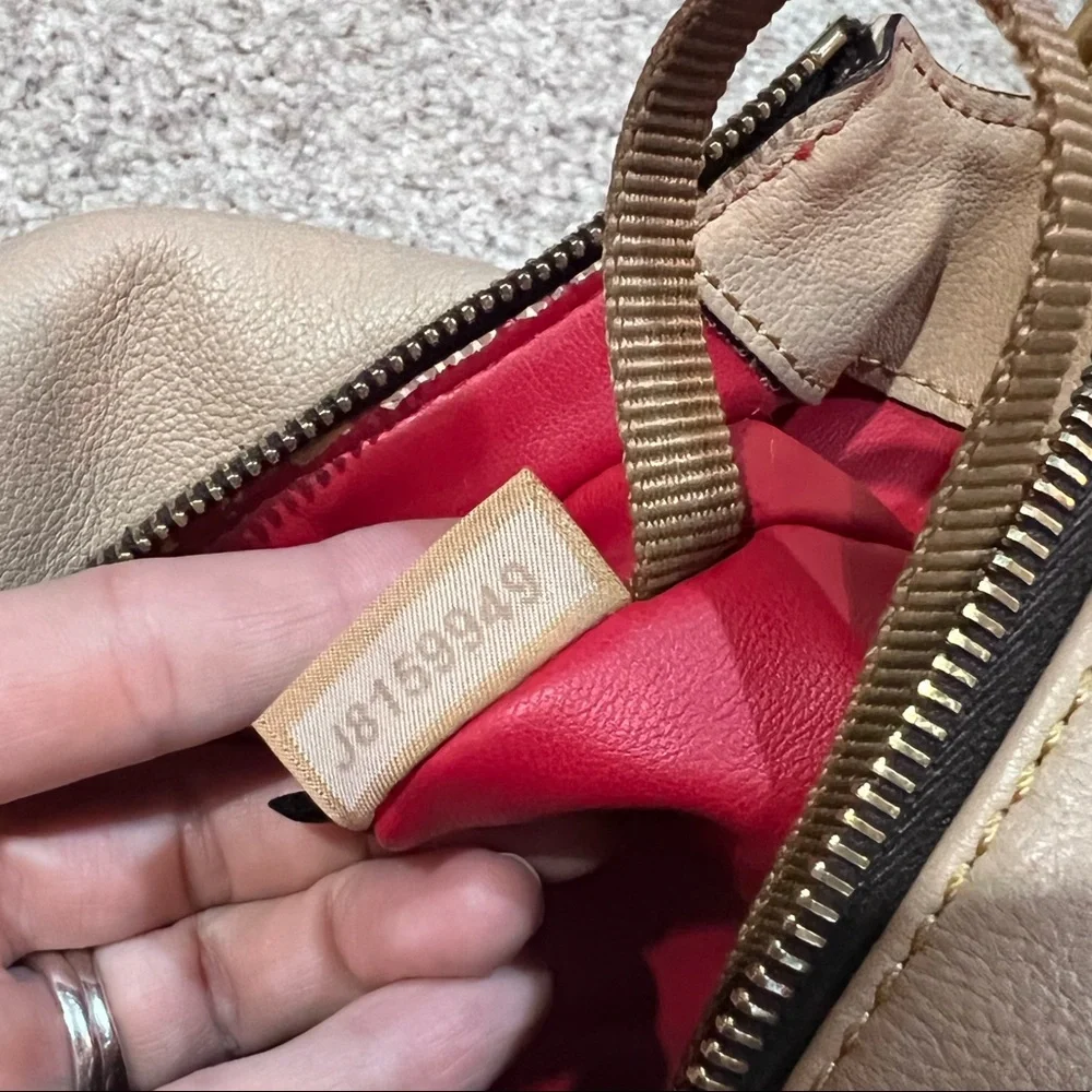 Dooney & Bourke gently used