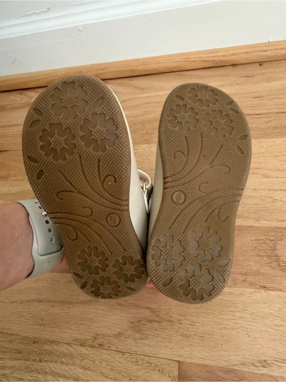 Rachel Shoes beige pearl