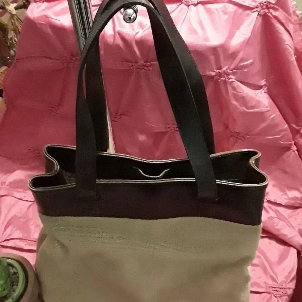 Liz Claiborne very nice