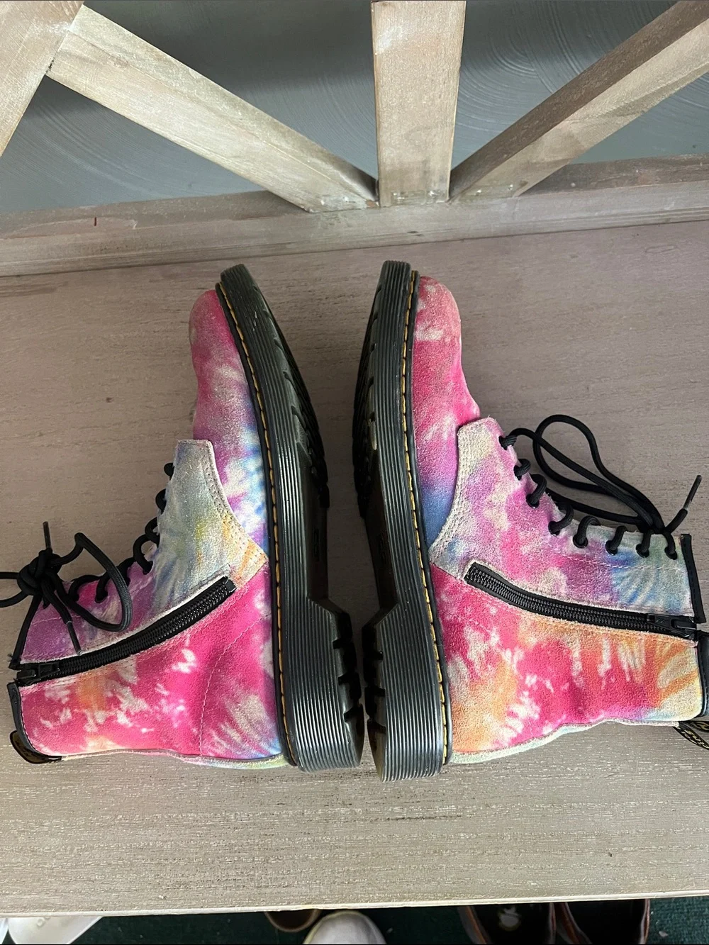 Dr. Martens bright tie