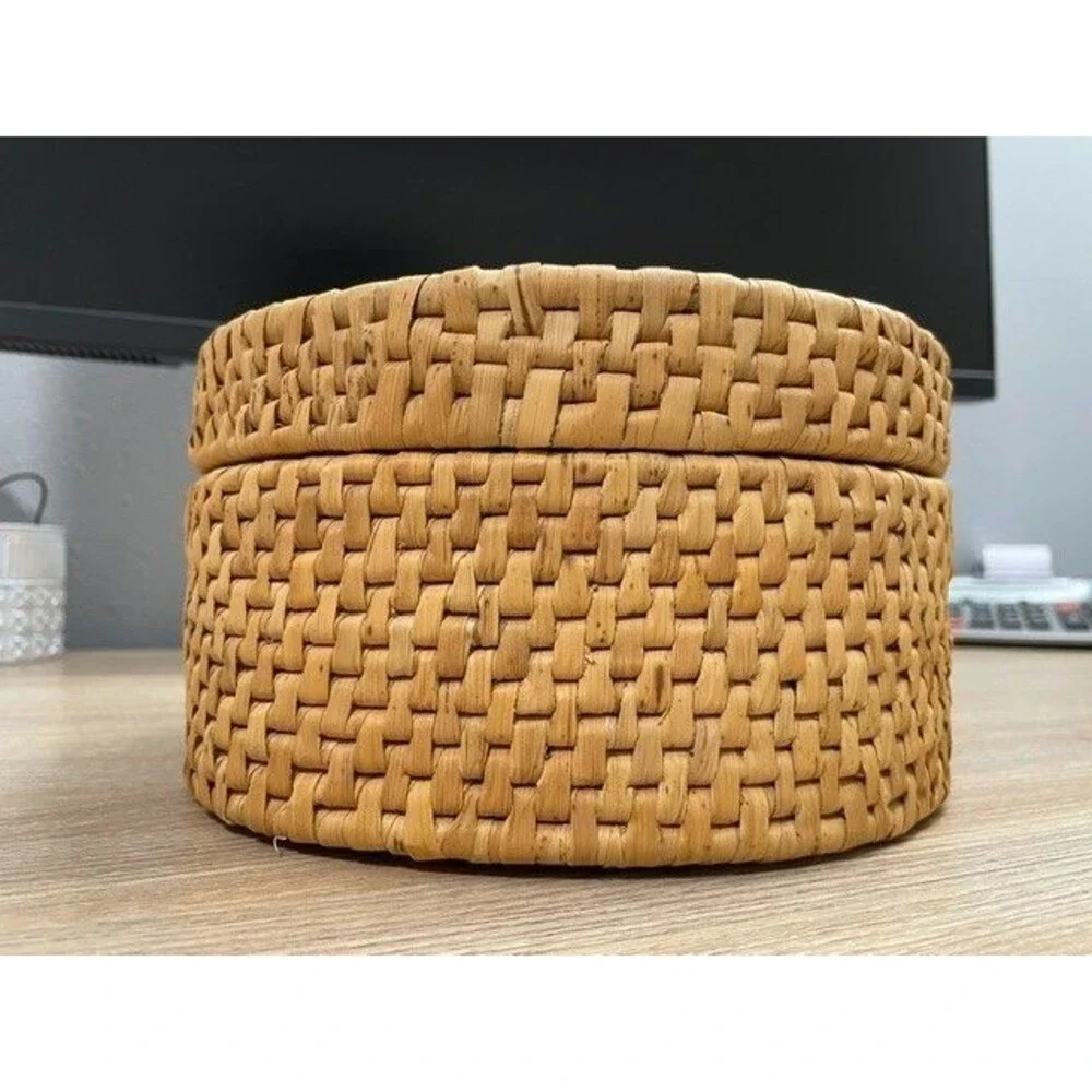 N/A natural handwoven