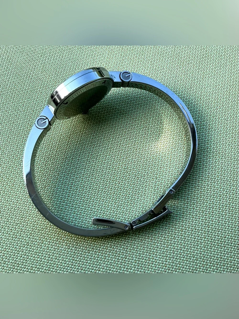 Gucci sleek authentic