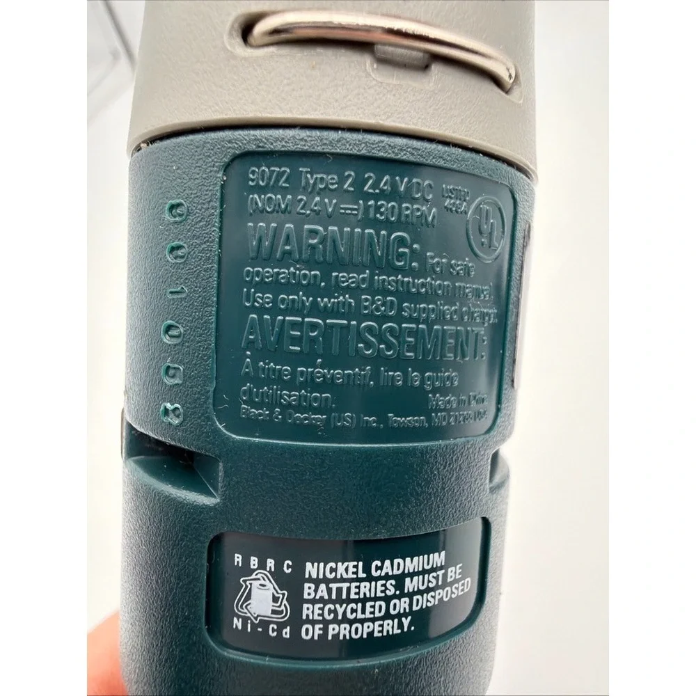 Black & Decker 2.4v Cordless Screwdriver 9072 Charger + Drive Tip