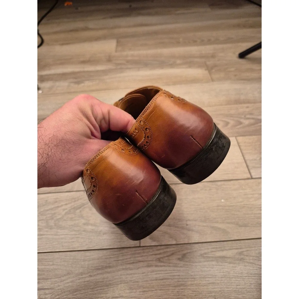 Magnanni hand finished