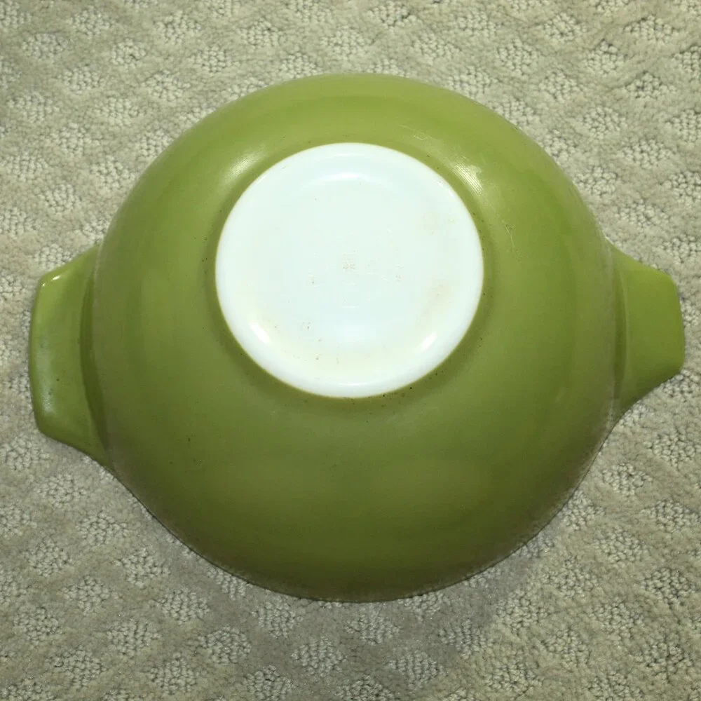Pyrex this vintage