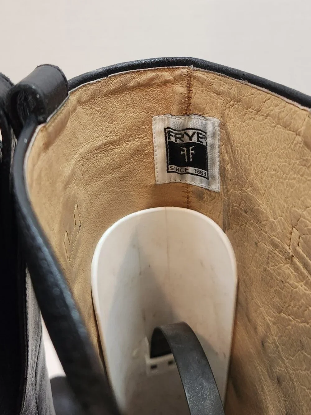 Frye brand style