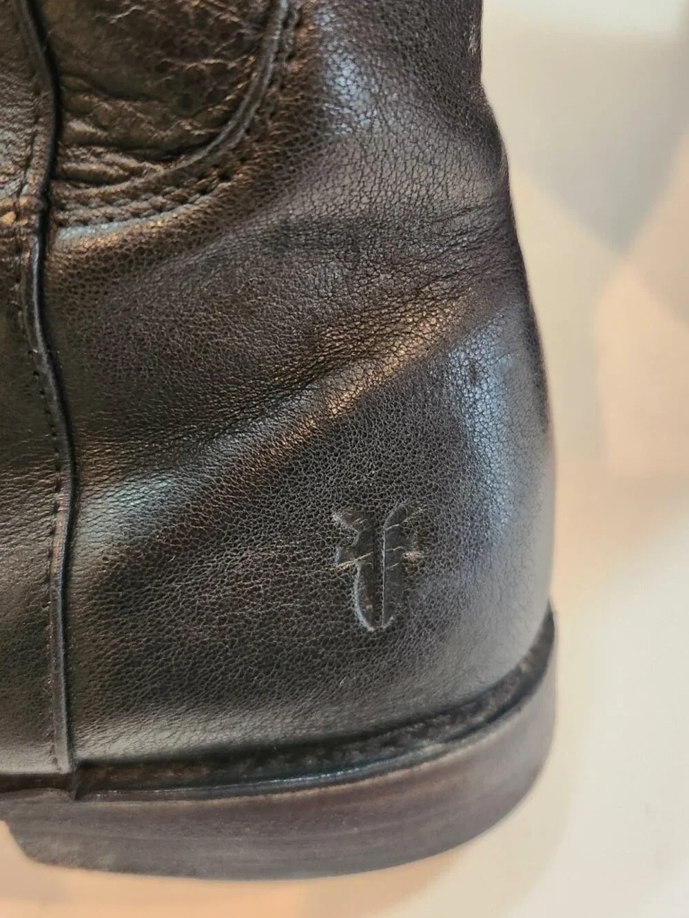 Frye brand style
