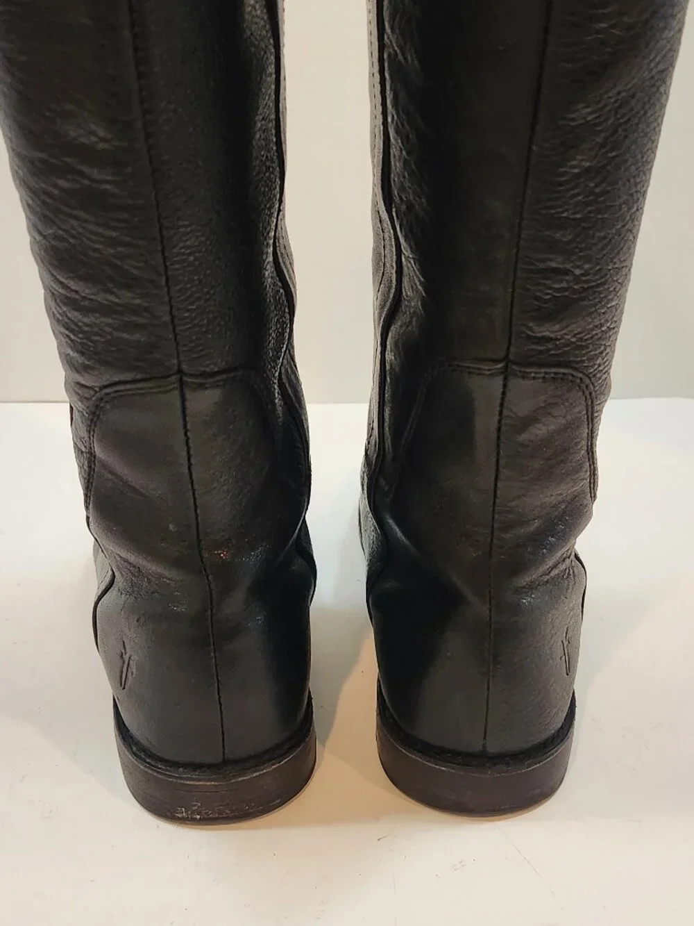 Frye brand style