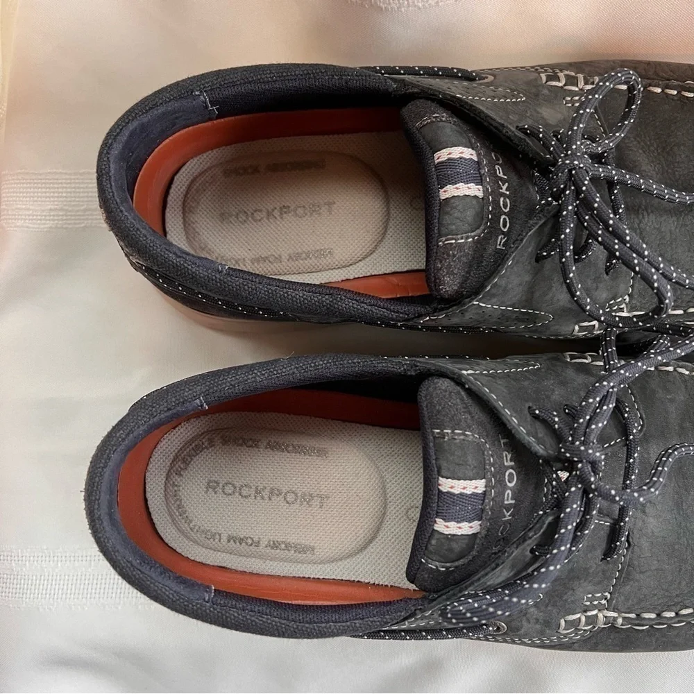 Rockport men’s boat